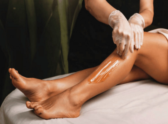 50% DE REDUCTION SUR FORFAIT JAMBES ENTIÈRES + MAILLOT INTÉGRAL + AISSELLES CHEZ PAULINE BEAUTY